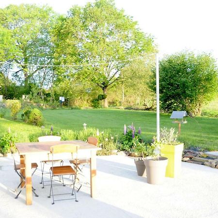 Le Champ Bagnolet Bed & Breakfast Voussac Exterior photo