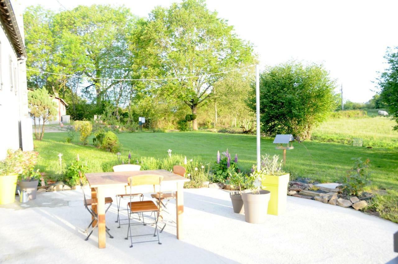 Le Champ Bagnolet Bed & Breakfast Voussac Exterior photo